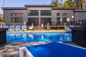 Pool - Pool, Spa, sauna & Pool Table | Beaulieu 110 (Pont-Rouge)