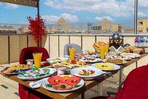Superior Double or Twin Room, Hill View - makan pyramids view inn (Giza Governorate)