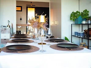 Dining - Family villa for 8 people with sea view (Vallauris)