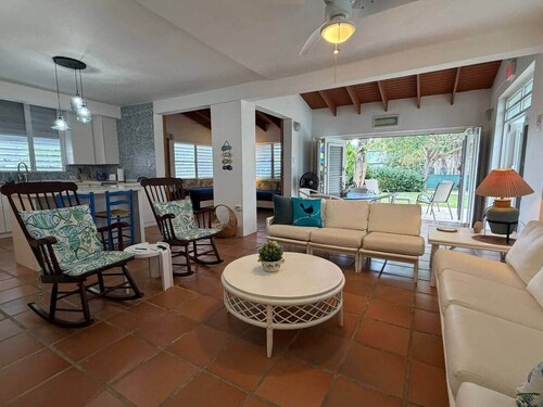 Lovely Beach Villa in Vega Alta Puerto Rico near to Dorado