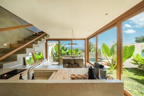 Villa, Mountain View, Corner | Private kitchen | Mini-fridge, coffee/tea maker, electric kettle, cookware/dishes/utensils - Mizu Homes (Lembongan Island)