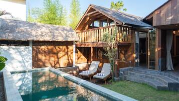 Vila luxo, vista para o jardim | Piscina particular