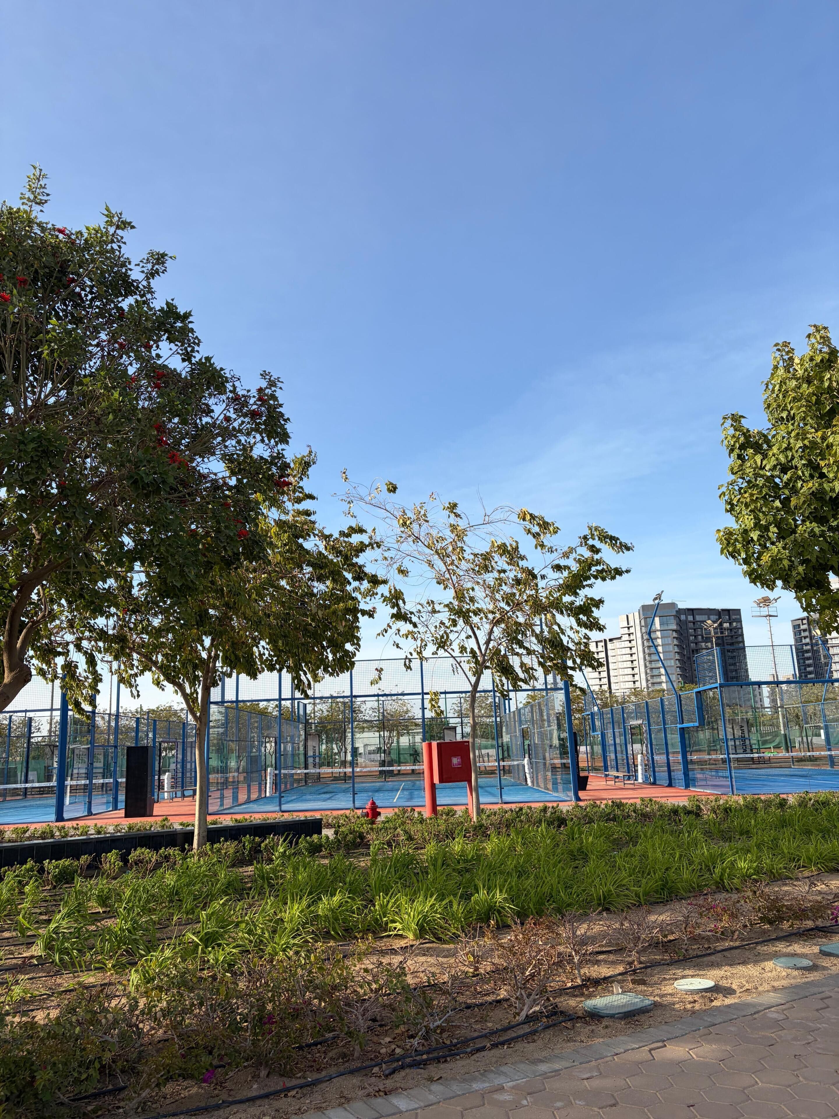 Luxury Apartment, Park View | Sport court