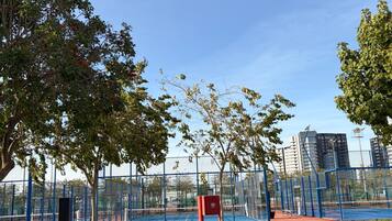 Luxury Apartment, Park View | Sport court