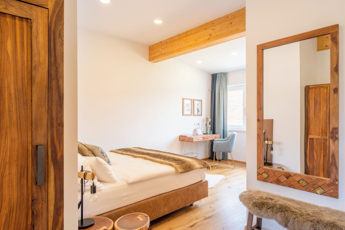 Superior Double or Twin Room (Business)