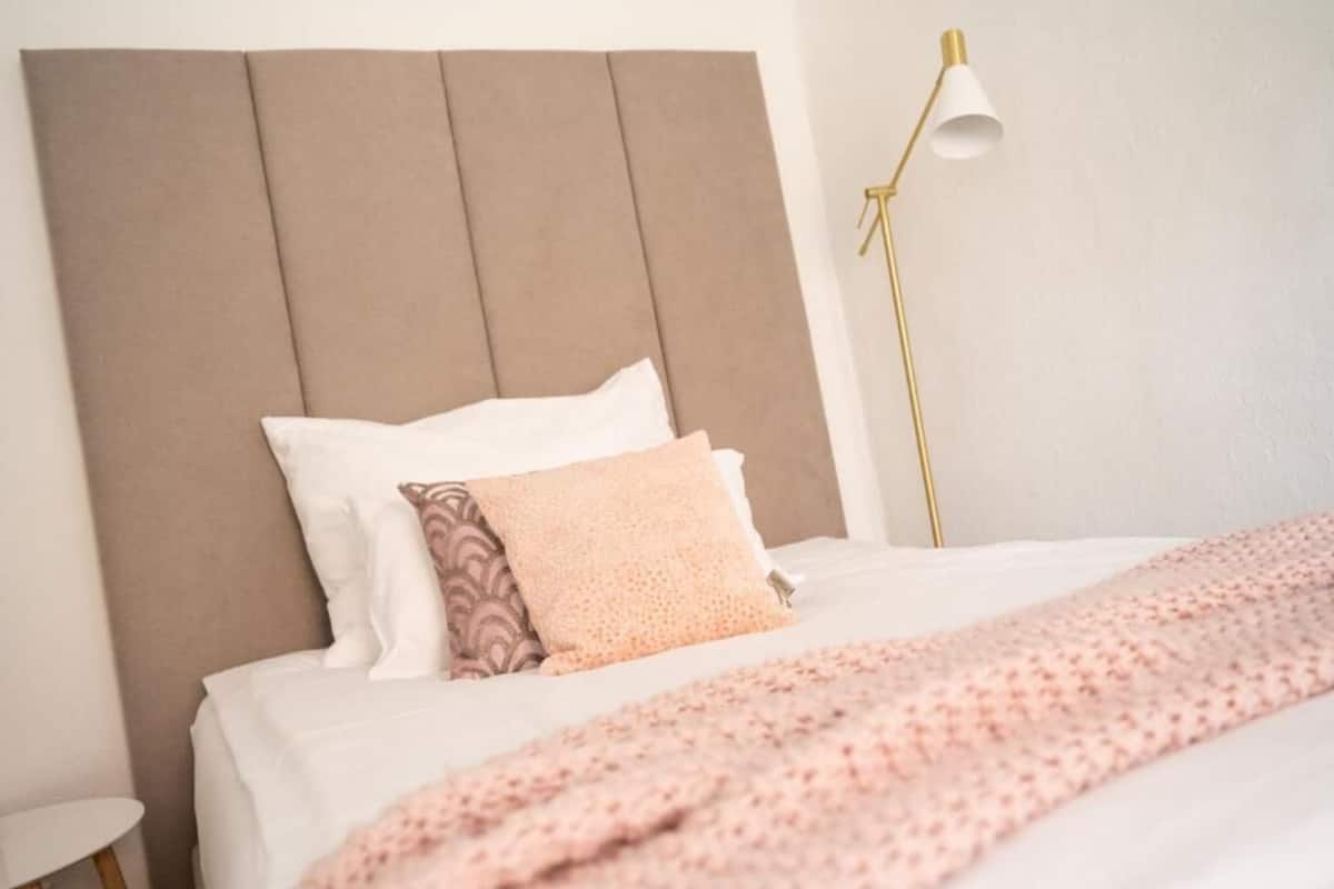 Superior Single Room (Vintage)