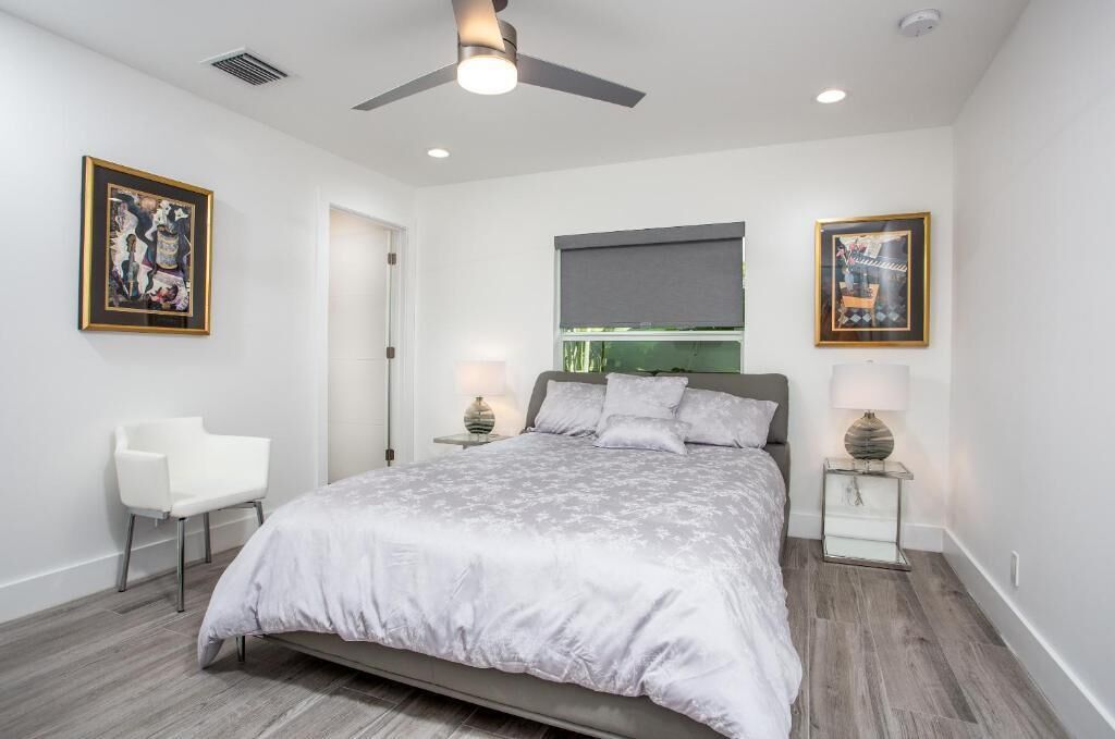 Chambre Double Luxe, 1 grand lit, balcon, vue piscine