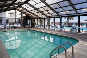 Piscine couverte, piscine chauffée