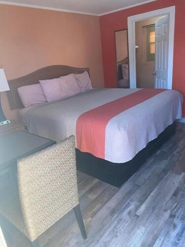 Relax Inn Daingerfield Near Mount Pleasant TX