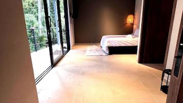 Deluxe Apartment, Balcony, Mountain View