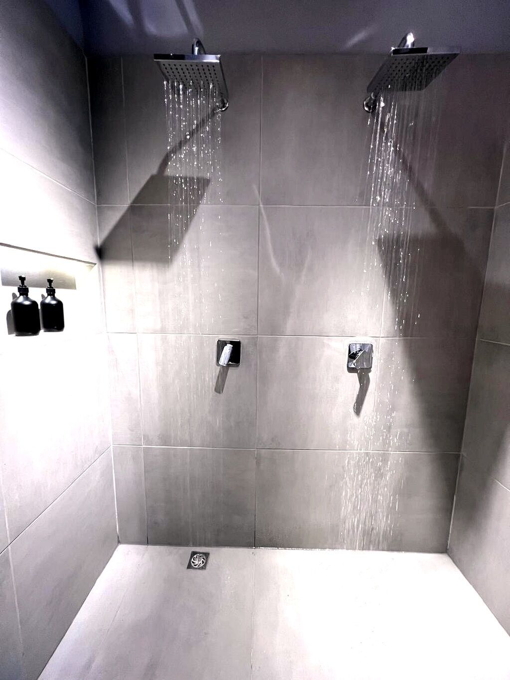 Deluxe Apartment, Balcony, Mountain View | Bathroom