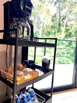 Appartement Deluxe, balcon, vue montagne | Repas et boissons