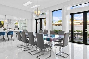Villa | Comedor