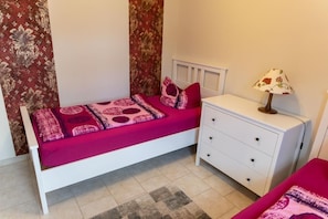 Uklassifisert bilde, 4 av 18, knapp