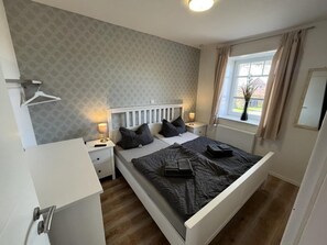 2 bedrooms, free WiFi - Vacation home Alte Schule (Dornumersiel)