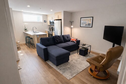 3732 Underground | Cozy Stay in Royal Bay