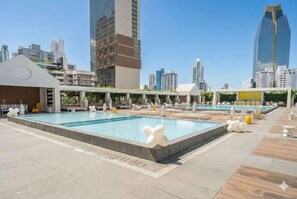 Pool - Apto 33H de lujo, 1 recámara, vista a la ciudad (Panamá)
