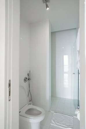Shower - 25J Lujoso Apto, vista al Oceano Pacífico, 2 rec (Panamá)