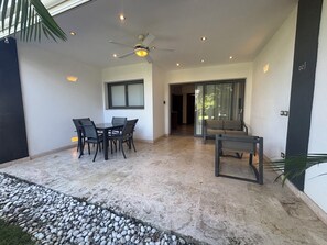 Outdoor dining - Vrbo Property (Las Terrenas)