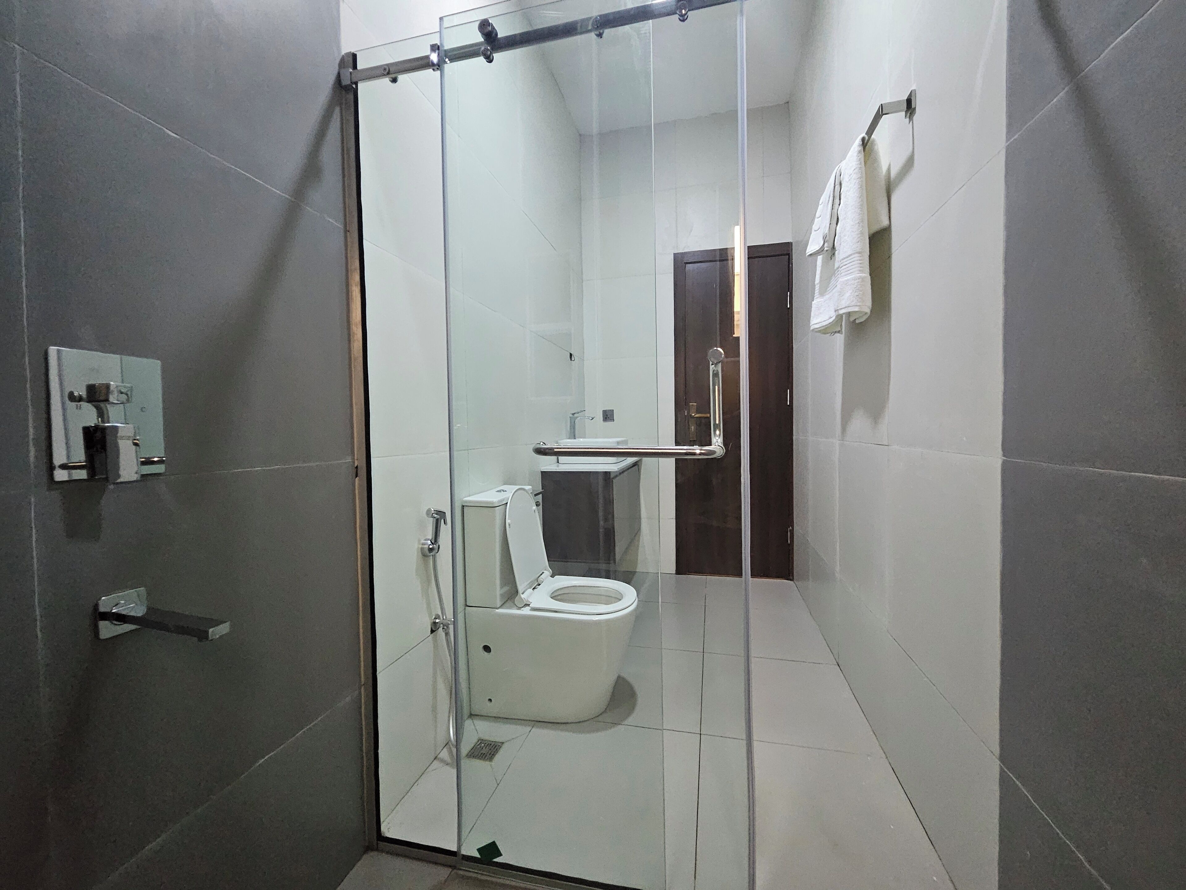 غرفة مزدوجة فاخرة | حمام