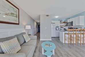 Living area - Oceanfront 1BR retreat with stunning views in Carolina Beach 0508 (Carolina Beach)