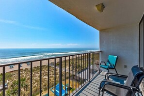 Property grounds - Relax in this oceanfront 1-bedroom condo, just steps from Carolina Beach. (Carolina Beach)