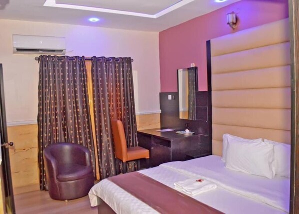 Double Room, Balcony - Big Apple Royale Hotel and suites (Lagos)