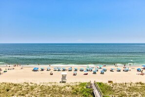 Beach - Seaside serenity awaits at 0609 Oceanfront Escape in Carolina Beach! (Carolina Beach)