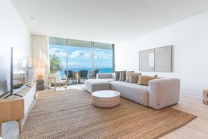 TV - The Elements of Savoy by Atlantic Holiday (Funchal)