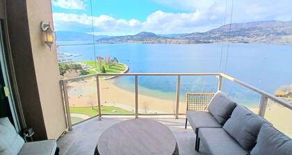Sunset Waterfront Resort, Crown Jewel of Kelowna. Panoramic Lake Views, floor 18