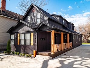 Exterior - RARE Stay Haven Collection in Ohio City (Cleveland)