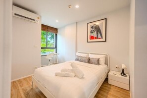 In-room safe, iron/ironing board, free WiFi, wheelchair access - ZcapeX2 (Choeng Thale)