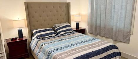 1 chambre, fer et planche Ă repasser, literie fournie