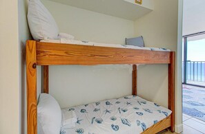 1 bedroom, Internet - Experience oceanfront bliss at 0901 Salty Dayz Tower, Carolina Beach! (Carolina Beach)