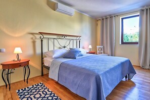 3 habitaciones, tabla de planchar con plancha y wifi gratis 