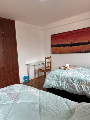 1 quarto, acesso à internet