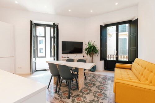 Luxury Renovated Apt in the Heart of Ibiza Town