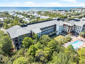Exterior - 3-bedroom condo in perfect Santa Rosa Beach, FL with pool, beach access & more (Santa Rosa Beach)