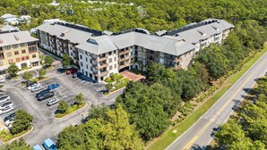 Exterior - 3-bedroom condo in perfect Santa Rosa Beach, FL with pool, beach access & more (Santa Rosa Beach)