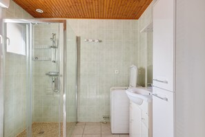 Douche, sèche-cheveux