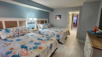 1 bedroom, desk, iron/ironing board, WiFi
