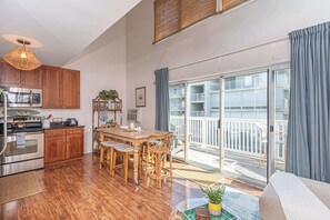 Interior - Oceanside Condo by the Beach (Ocean City)