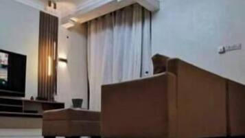 Apartment, 2 Bedrooms | Interior