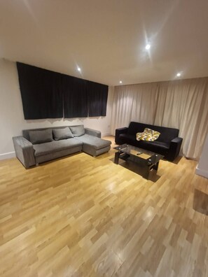 Apartment, 1 Bedroom, Accessible, Balcony | Living room - Central London Luxury Apartment (London)