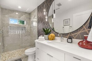 House, Multiple Beds, Pool Access, Mountain View (Sunview) | Bathroom - Sunview Escape, a Freshly Remodeled Retreat! (Palm Springs)