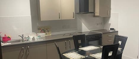 Apartment, 1 Bedroom, Accessible, Balcony | Interior