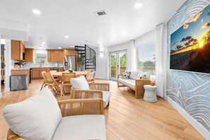 House, Multiple Beds (Sandy Mint) | Living area - Sandy Mint (Pensacola Beach)