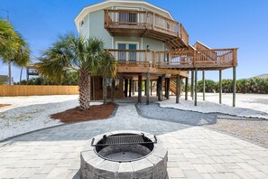 House, Multiple Beds (Sandy Mint) | Terrace/patio - Sandy Mint (Pensacola Beach)
