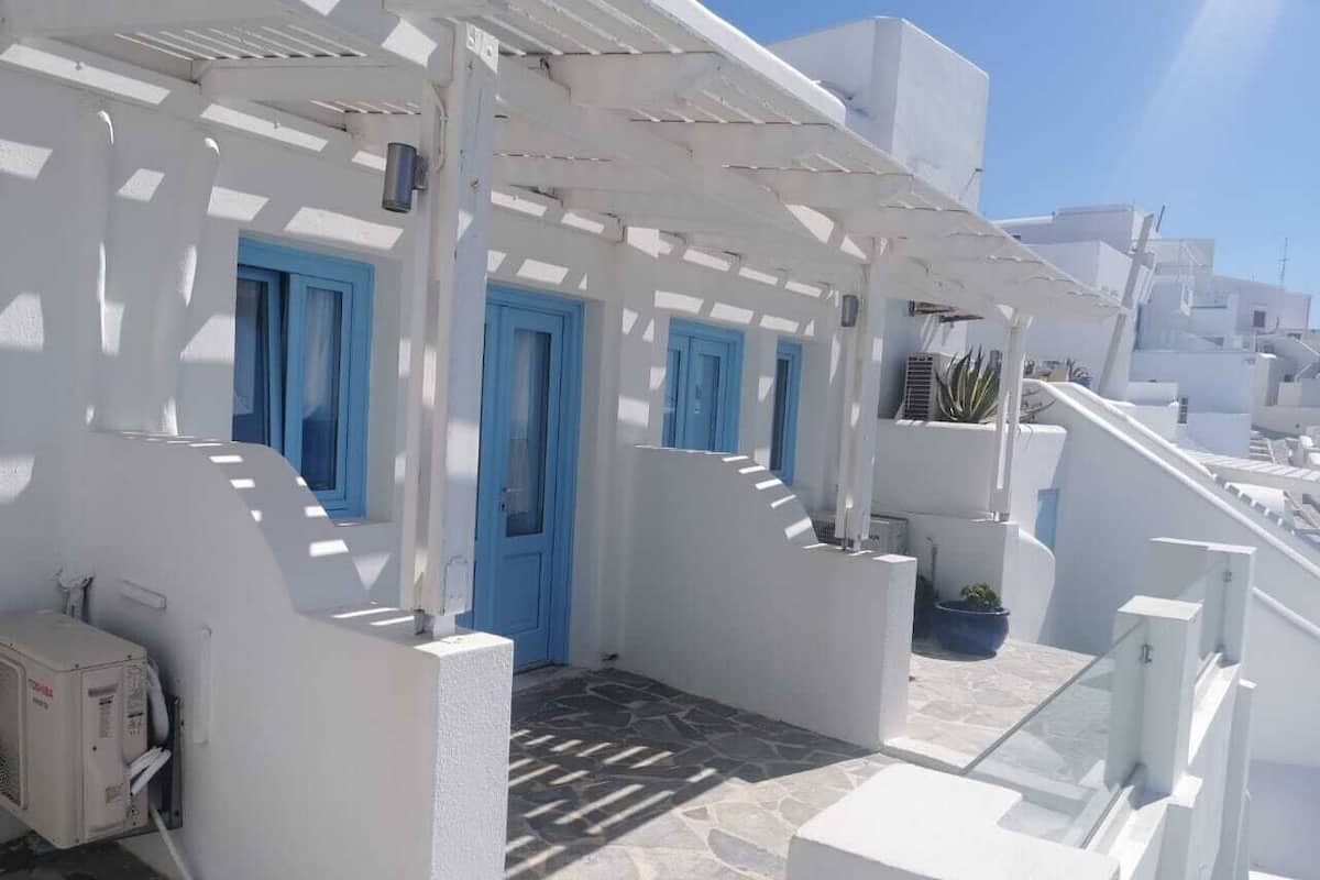 Deluxe Suite, Sea View | Exterior