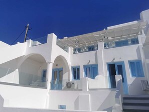 Exterior - Santorini Theasis Suites (Imerovigli)